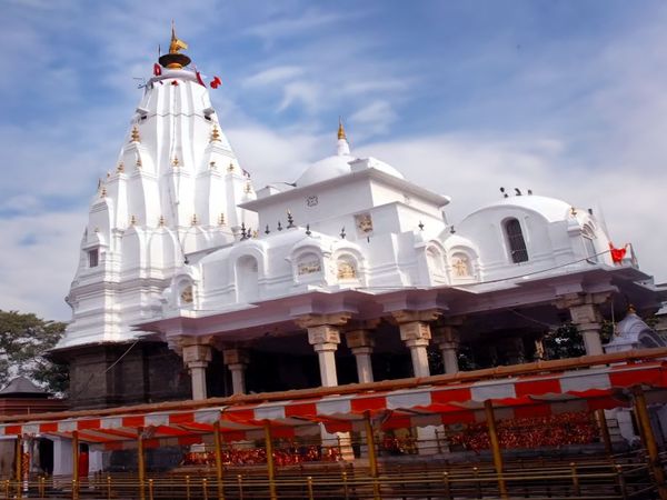 Bajreshwari Devi Temple - Temple in Kangra, Himachal Pradesh